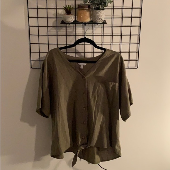 Time and Tru Tops - Time and Tru Olive Green Top